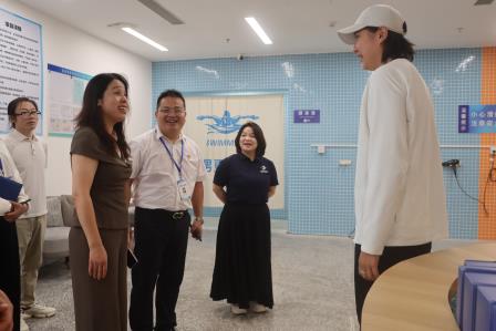 罗湖区文联书记、主席杨冰等莅临罗湖外语小学走访调研