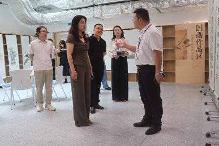 罗湖区文联书记、主席杨冰等莅临罗湖外语小学走访调研