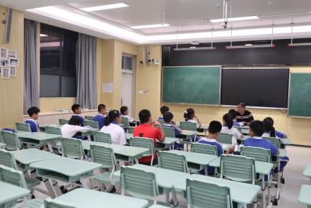 以督导把脉办学 以规范护航成长——深圳市红桂小学迎接罗湖区 “规范管理” 专项督导检查