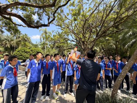 修身报国，行走育人：罗外初中 “每周半天计划” 获央视报道