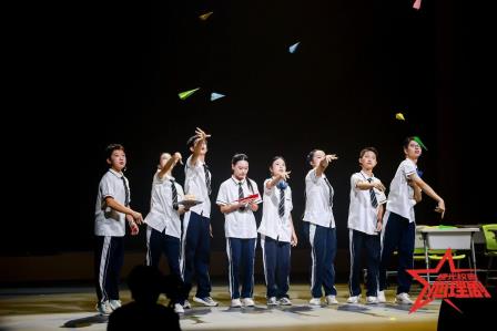 市级一等奖——深北莫附属布心中学心理剧《我喜欢这个世界》获市级一等奖