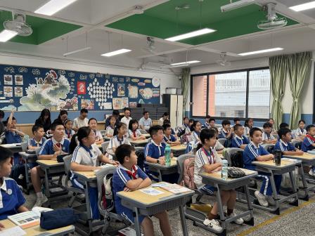 百人听千课松泉绘新质 AI融课堂智创启未来--深圳市松泉实验学校迎来罗湖区教科院“百人听千课”视导活动