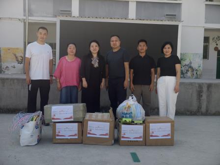 数智赋能启新篇   山海协作育桃李 ——深圳市泰宁小学赴西林送教送培