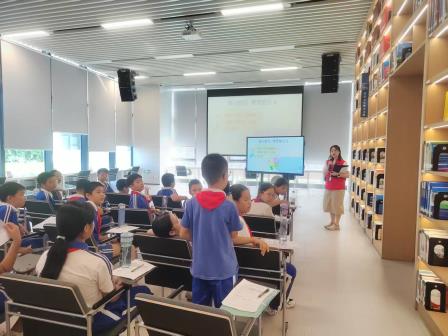 赴书香之约，逐科技之梦——记碧波小学“每周半天计划”半日研学活动