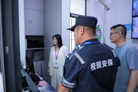 筑牢安全防线，护航平安开学——罗湖区教育局检查组莅临翠竹水贝学校开展2026年秋季学期开学专项检查