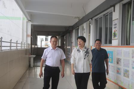 罗湖区教育局领导到深圳市人民小学开展开学工作专项检查
