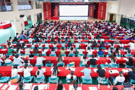 以研促教 向新而行——2026—2027学年第一学期深圳市道德与法治初中学科新教材培训暨教研工作会议在罗湖实验学校顺利举办