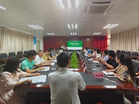 立足新起点，聚力向未来——翠园文锦中学开展新入职教师专题培训