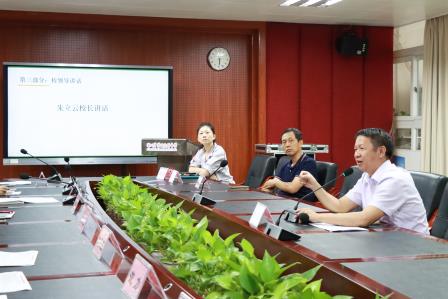 立足新起点，聚力向未来——翠园文锦中学开展新入职教师专题培训