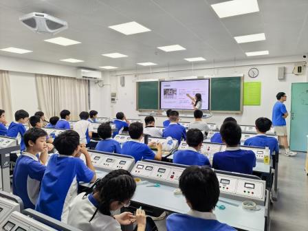 以理探万物，以化绘青春｜我校物化学科周精彩落幕