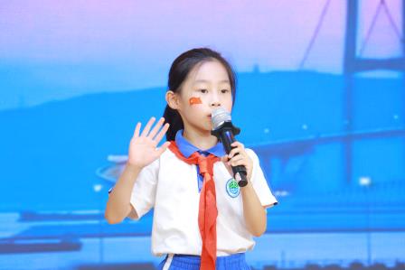 英声展风采，少年话鹏城——太白实验学校第二届英语节英文演讲决赛圆满落幕