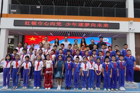 红领巾心向党 少年逐梦向未来—— 布心小学开展建队日主题升旗仪式