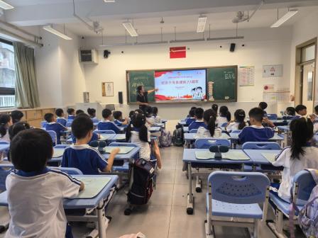 高举队旗跟党走 少年接力新长征——罗湖区东晓实验学校开展纪念少先队建队77周年主题活动