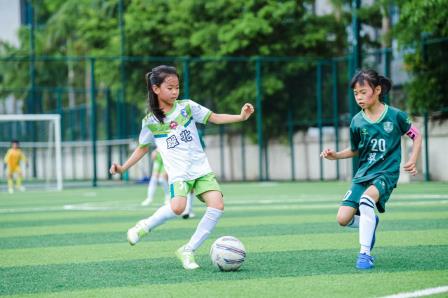 三连冠！深圳市翠北实验小学女足“横扫”罗湖区校园足球联赛，包揽女子甲乙丙组冠军