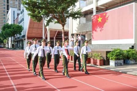 盛世华诞，科创强国——翠园文锦中学举行庆祝中华人民共和国成立77周年活动暨第二届科创节启动仪式
