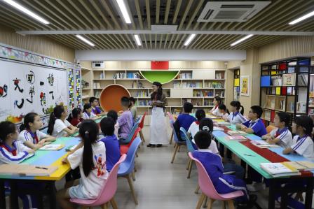 红岭小学·红心课程｜区第七督学责任区来校进行“规范管理”专项督导