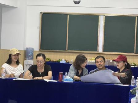 直面心理压力，赋能育人初心 —— 翠竹外国语实验学校开展班主任心理专题研讨活动