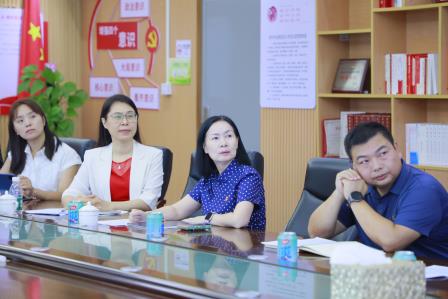 AI 赋能课堂 数智助推教研 —— 深圳市仙桐实验小学迎接罗湖区人工智能实验校 “百人听千课” 视导工作