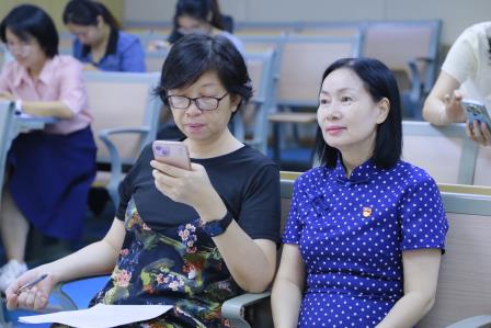 AI 赋能课堂 数智助推教研 —— 深圳市仙桐实验小学迎接罗湖区人工智能实验校 “百人听千课” 视导工作