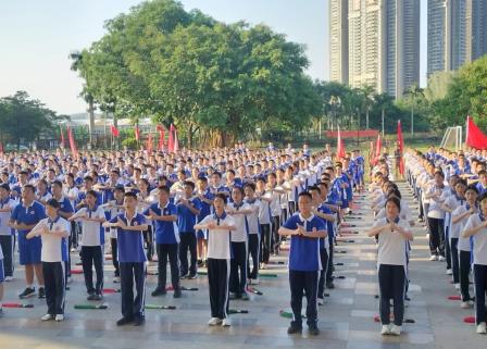铸国防之魂，展少年英姿 | 深圳市罗湖实验学校七年级国防教育集训结营仪式