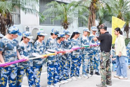 砺行强意志，逐梦好少年——翠竹外国语实验学校五、六年级赴坪山区燕子岭基地开展综合社会实践活动