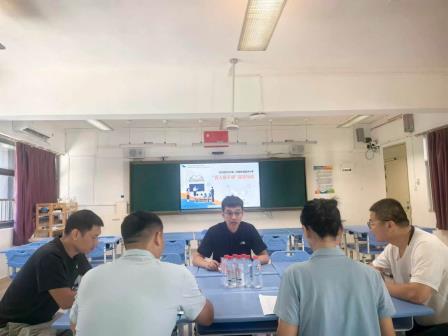 罗湖教科院“百人听千课”走进翠茵学校