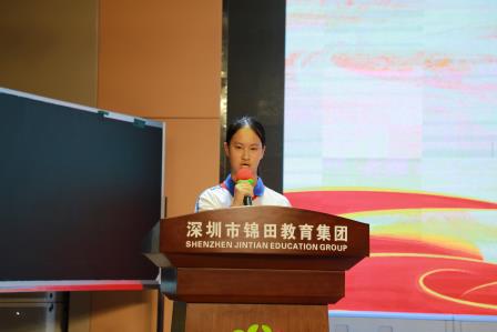高举队旗跟党走，少年接力新长征——锦田小学成功举办少先队新队员入队仪式