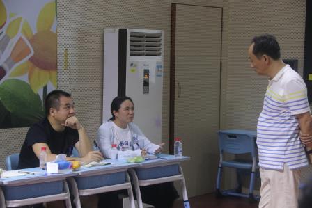 读懂少年心 携手护成长——深圳市人民小学开展“活力家长学校”家长合伙人系列专题培训