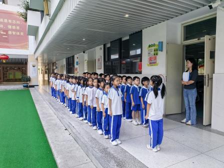 细节塑习惯，规范助成长——深圳市红桂小学一年级课堂常规比赛顺利举行