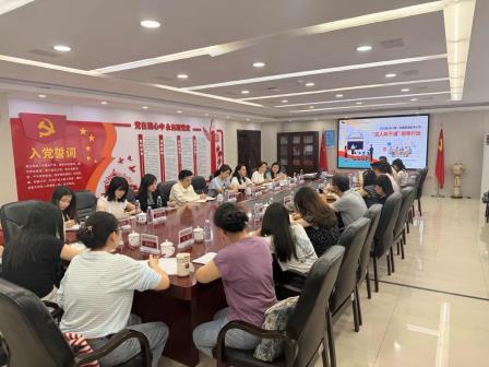 深耕课堂研备考　视导赋能促成长 ——罗湖区“百人听千课”视导团队走进罗外初中