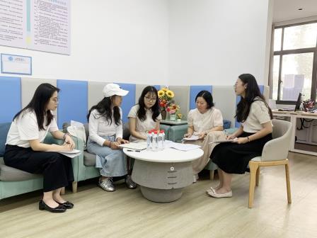 视导把脉明方向 深耕自主课堂促提质 —— 罗湖区教科院 “百人听千课” 视导活动走进湖贝小学