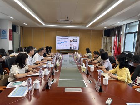 精准视导把脉课堂，AI赋能提质增效——罗湖区“百人听千课”视导行动走进草埔小学